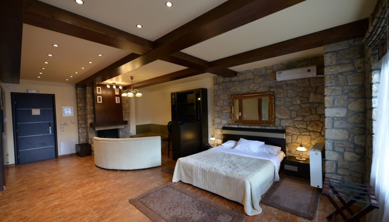 4* Nymfes Hotel & Spa