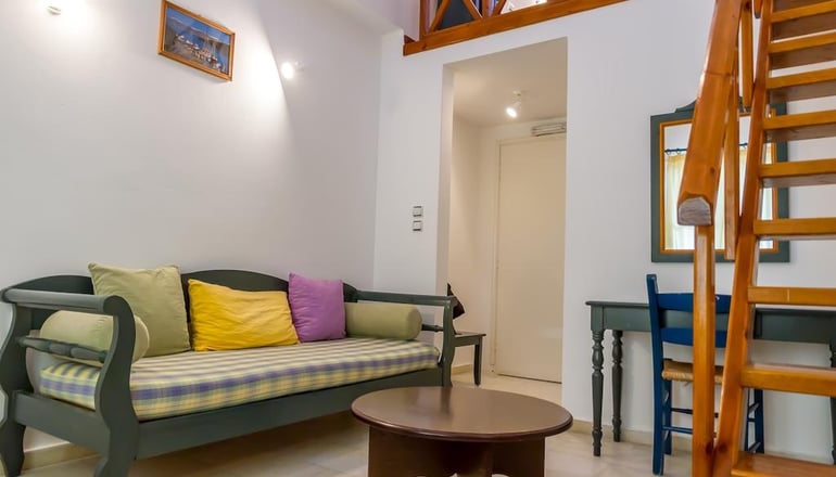 4* Okeanis Βeach