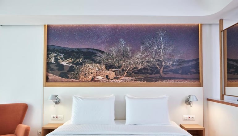 4* Olive Green Hotel