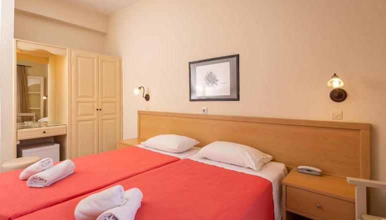 4* Opera Blue Hotel - Γουβιά, Κέρκυρα