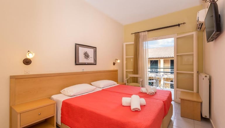 4* Opera Blue Hotel - Γουβιά, Κέρκυρα