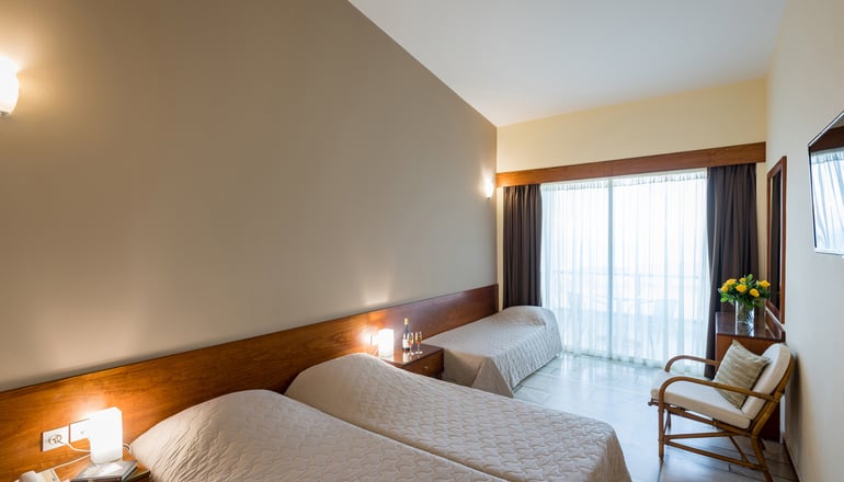 4* Pavlina Beach Hotel
