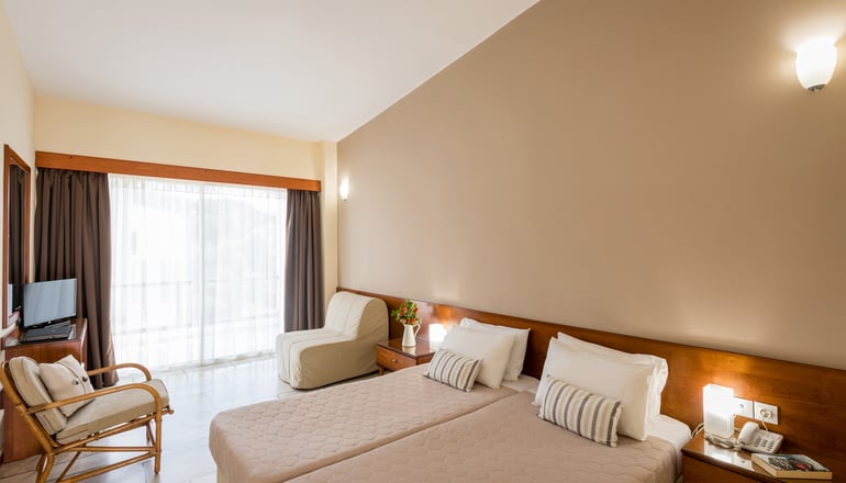 4* Pavlina Beach Hotel