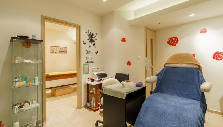 4* Pearl Beach