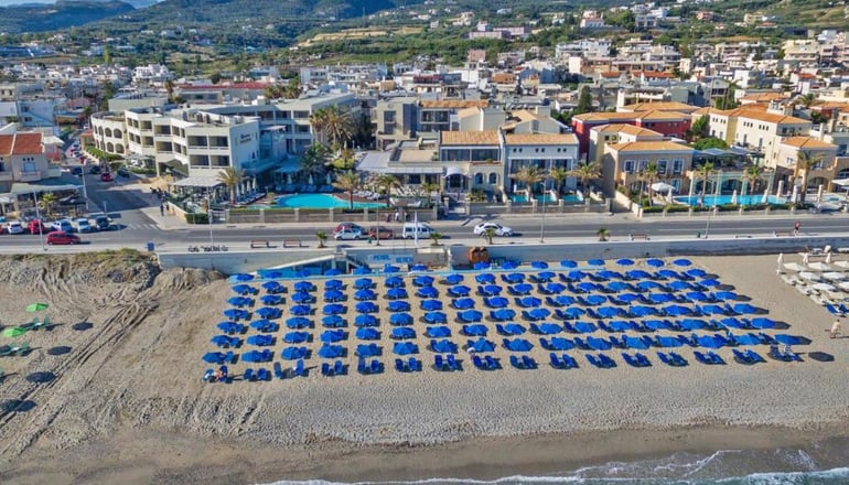 4* Pearl Beach