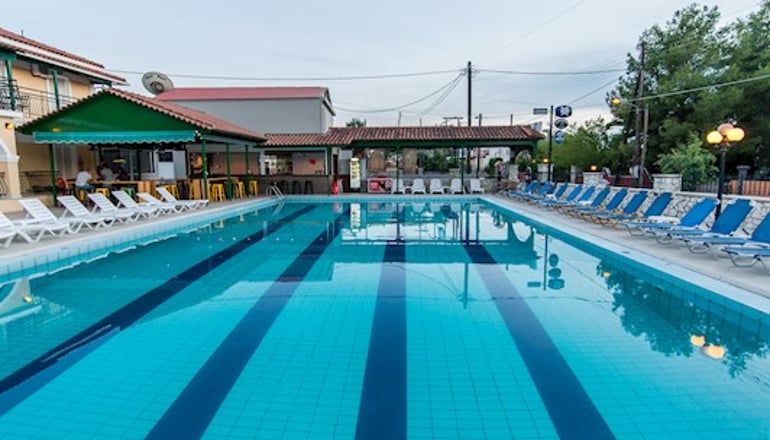 4* Perkes Complex Hotel