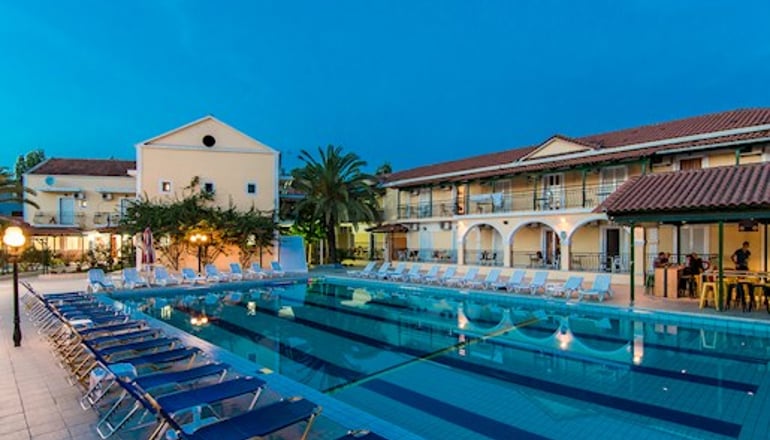 4* Perkes Complex Hotel