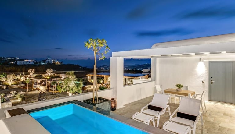 4* Portes Suites & Villas