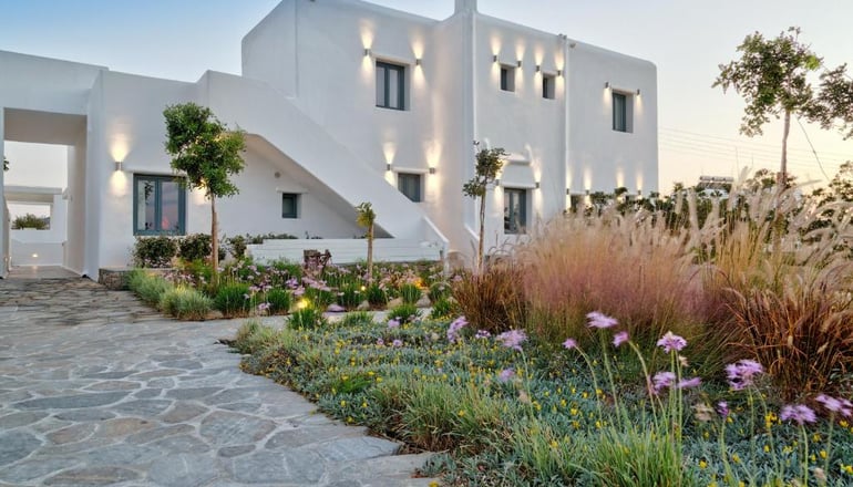 4* Portes Suites & Villas