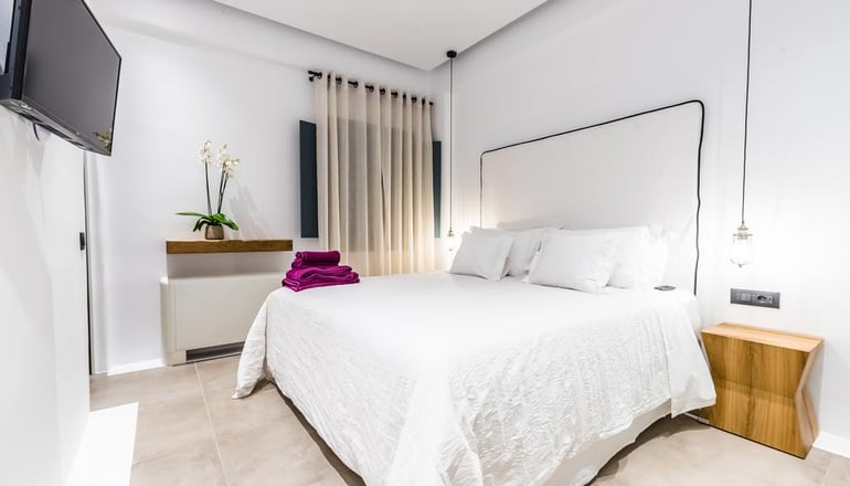 4* Portes Suites & Villas