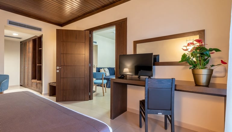 4* Porto Plaza - Άγιος Ιωάννης, Λήμνος