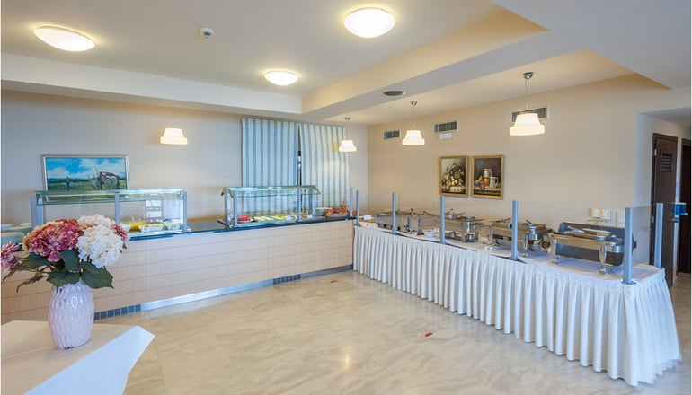 4* Porto Plaza - Άγιος Ιωάννης, Λήμνος