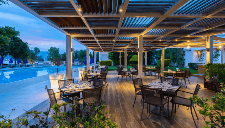 4* Porto Rio Hotel.