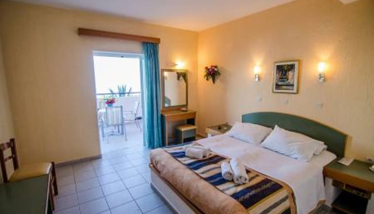 4* Porto Skala Village Hotel - Σκάλα, Κεφαλονιά