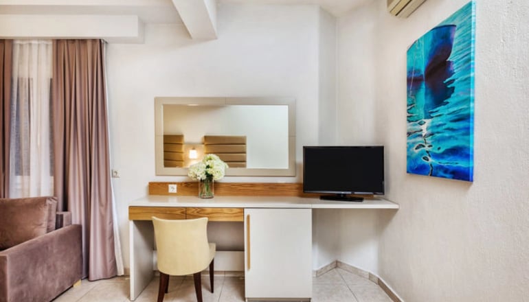4* Poseidon Palace