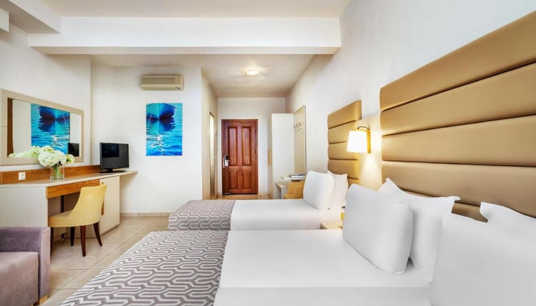 4* Poseidon Palace