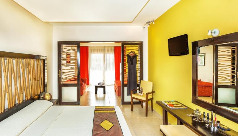 4* Possidi Paradise Hotel