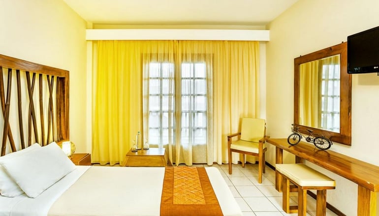 4* Possidi Paradise Hotel