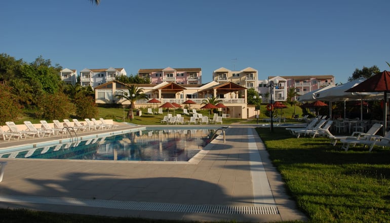 4* Rebecca's Village - Καρουσάδες, Κέρκυρα