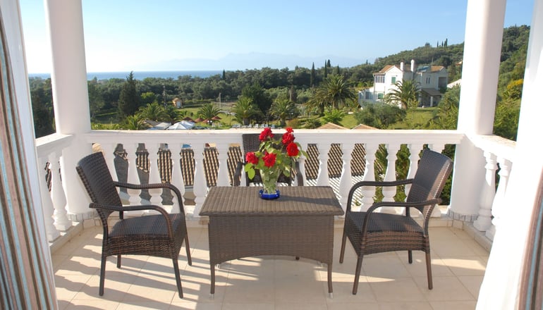 4* Rebecca's Village - Καρουσάδες, Κέρκυρα
