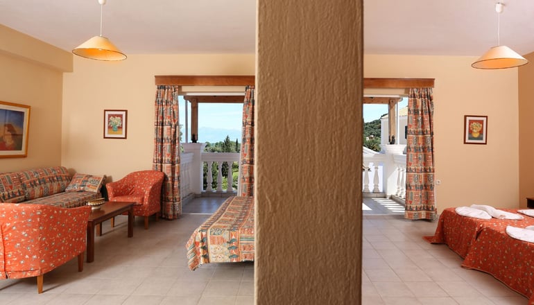 4* Rebecca's Village - Καρουσάδες, Κέρκυρα