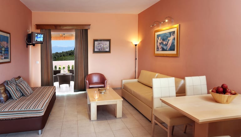 4* Rebecca's Village - Καρουσάδες, Κέρκυρα