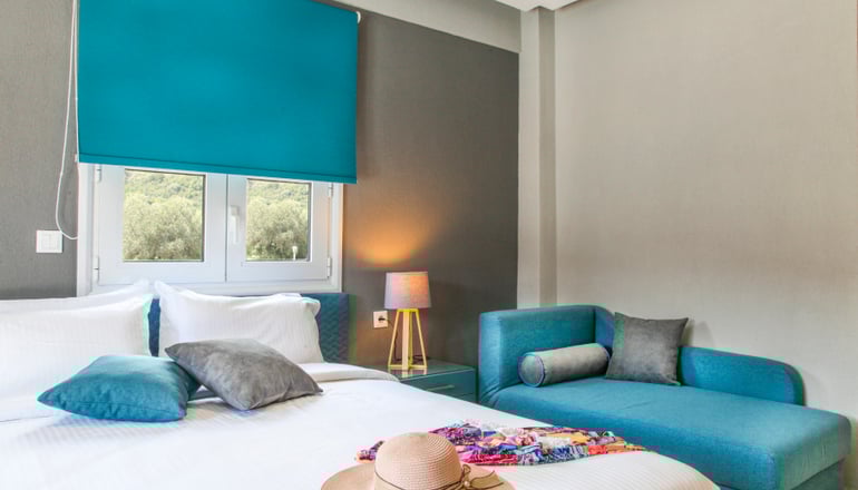 4* Royal Hotel and Suites