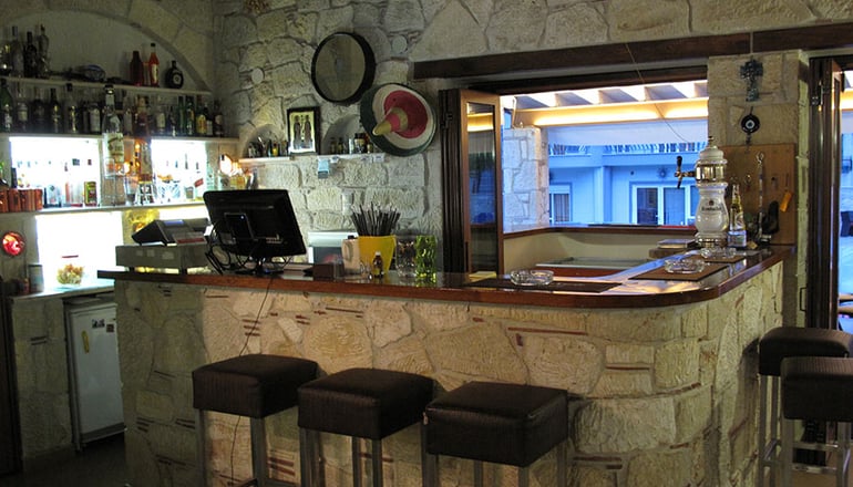 4* Royal Hotel and Suites