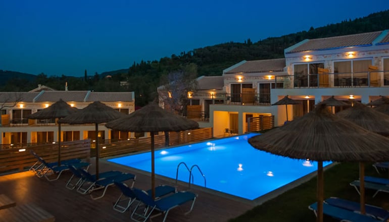 4* Saint George Palace