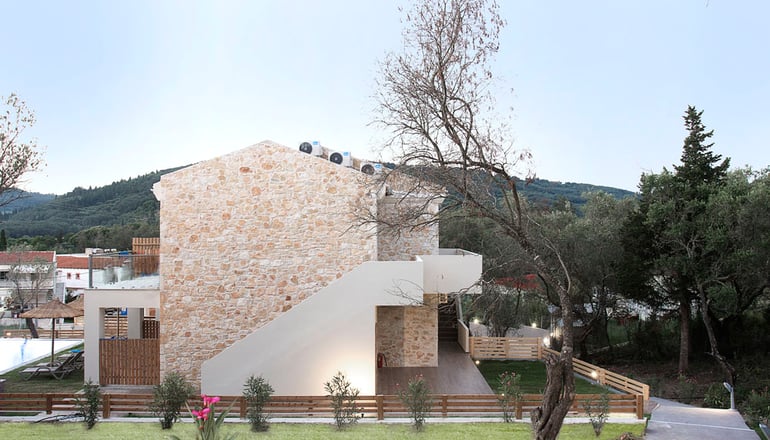 4* Saint George Palace