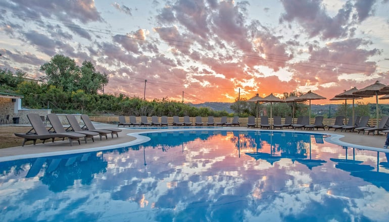 4* Saint George Palace