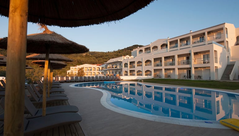 4* Saint George Palace