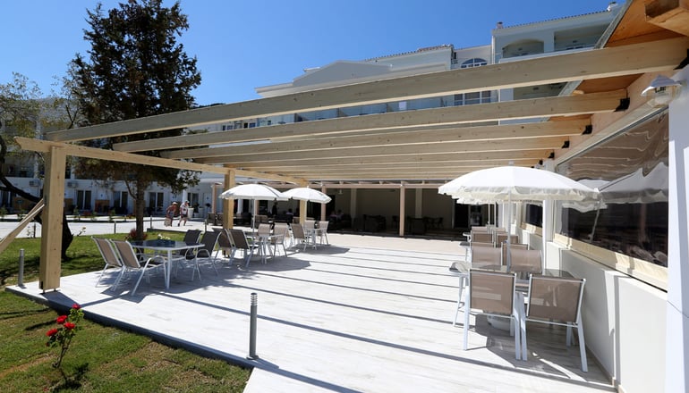 4* Saint George Palace