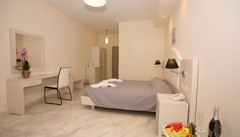 4* Saint George Palace