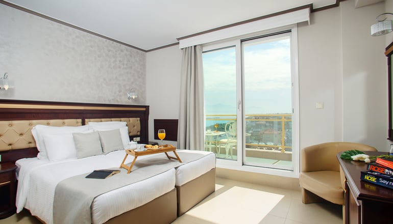 4* Santa Beach Hotel