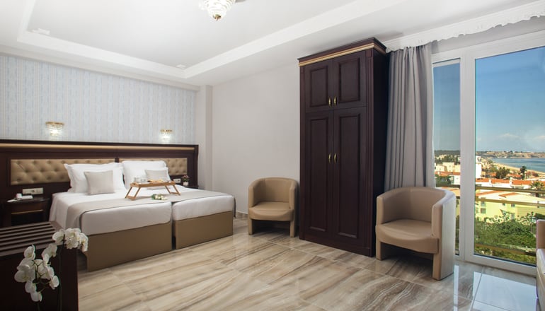 4* Santa Beach Hotel