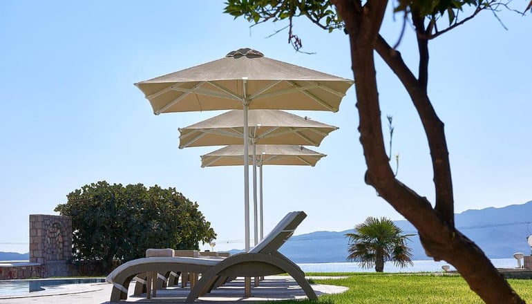 4* Santa Maria Village Milos