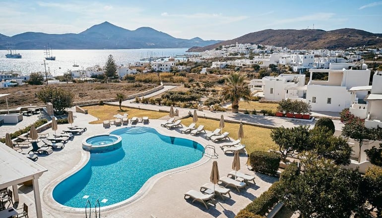 4* Santa Maria Village Milos