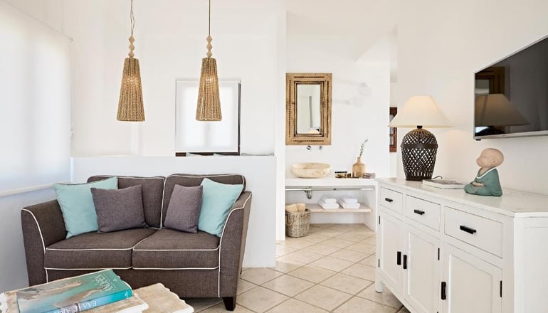 4* Santa Maria Village Milos