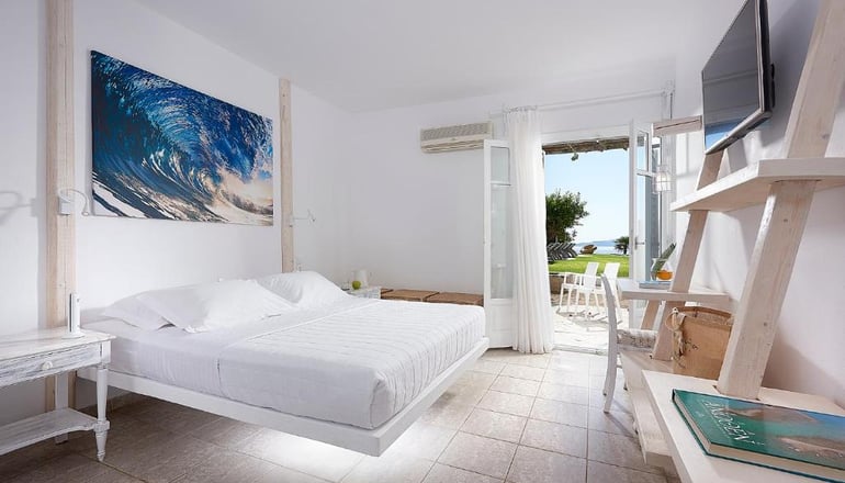 4* Santa Maria Village Milos