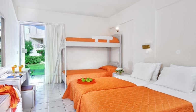 4* Santa Marina Beach Hotel