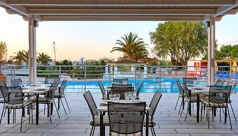 4* Santa Marina Beach Hotel