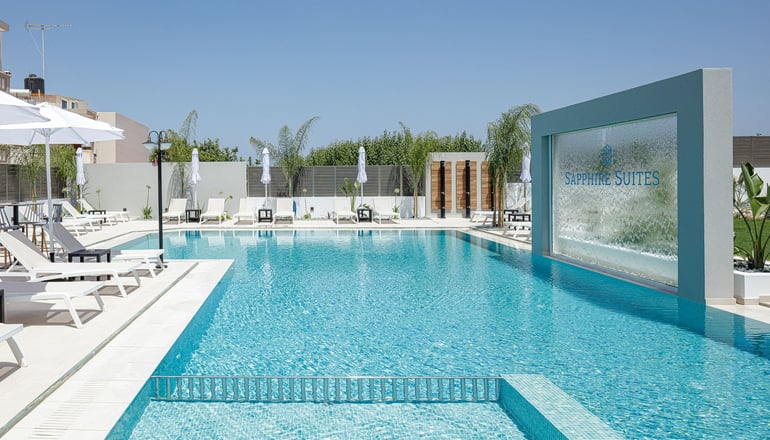 4* Sapphire Blue Suites