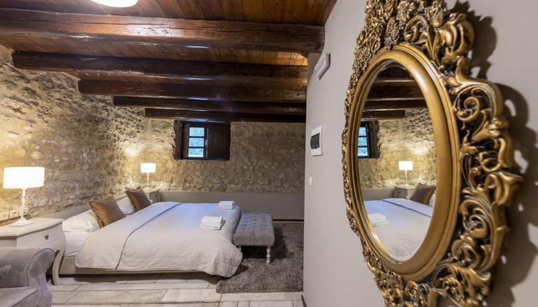 4* Semantron Traditional Village - Ελαιώνας Διακοπτού