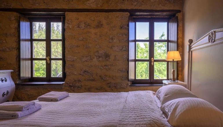 4* Semantron Traditional Village - Ελαιώνας Διακοπτού