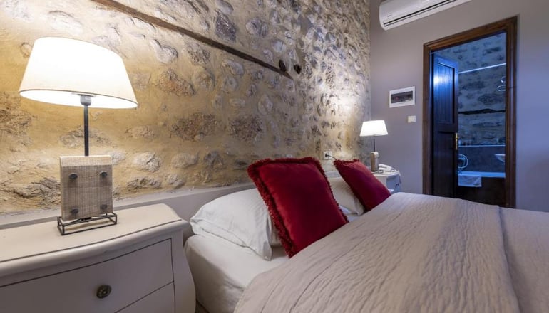 4* Semantron Traditional Village - Ελαιώνας Διακοπτού