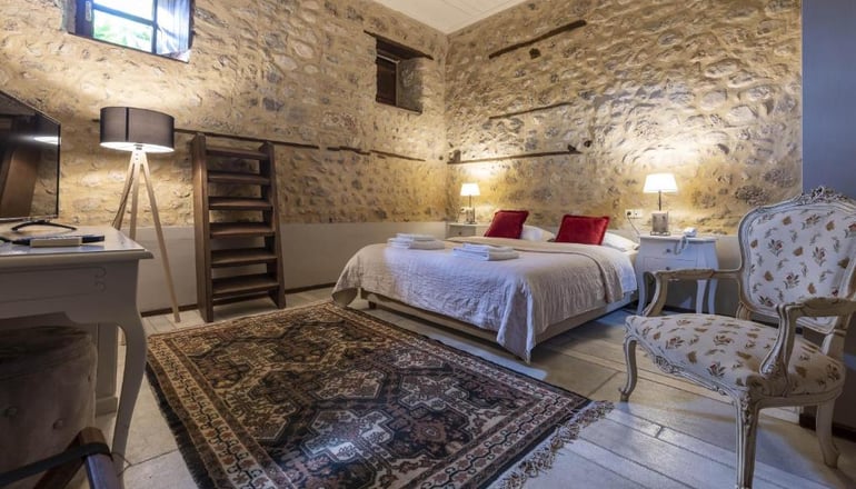 4* Semantron Traditional Village - Ελαιώνας Διακοπτού