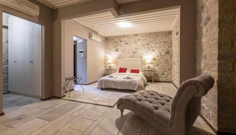 4* Semantron Traditional Village - Ελαιώνας Διακοπτού
