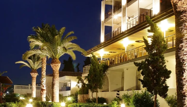 4* Spetses Hotel - Σπέτσες