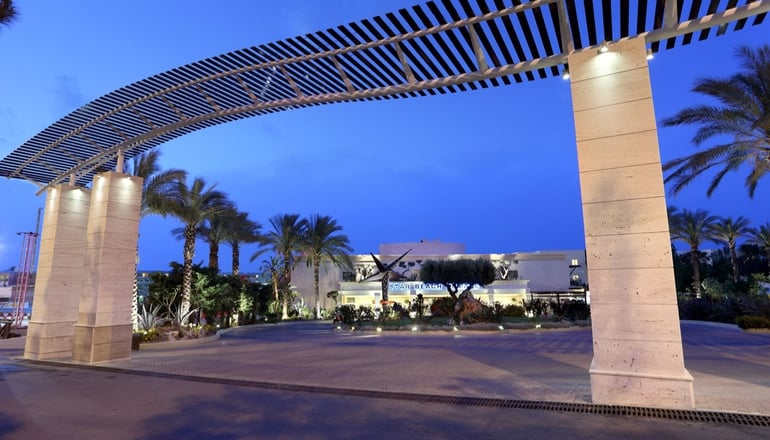 4* Star Beach Village & Water Park